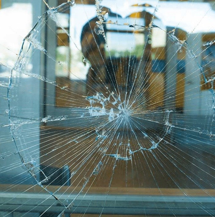 Glass repair services Ottawa